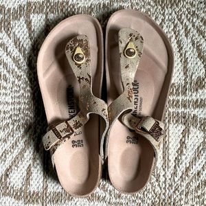 Birkenstock Gizeh Metallic Copper Rose Sandals 39